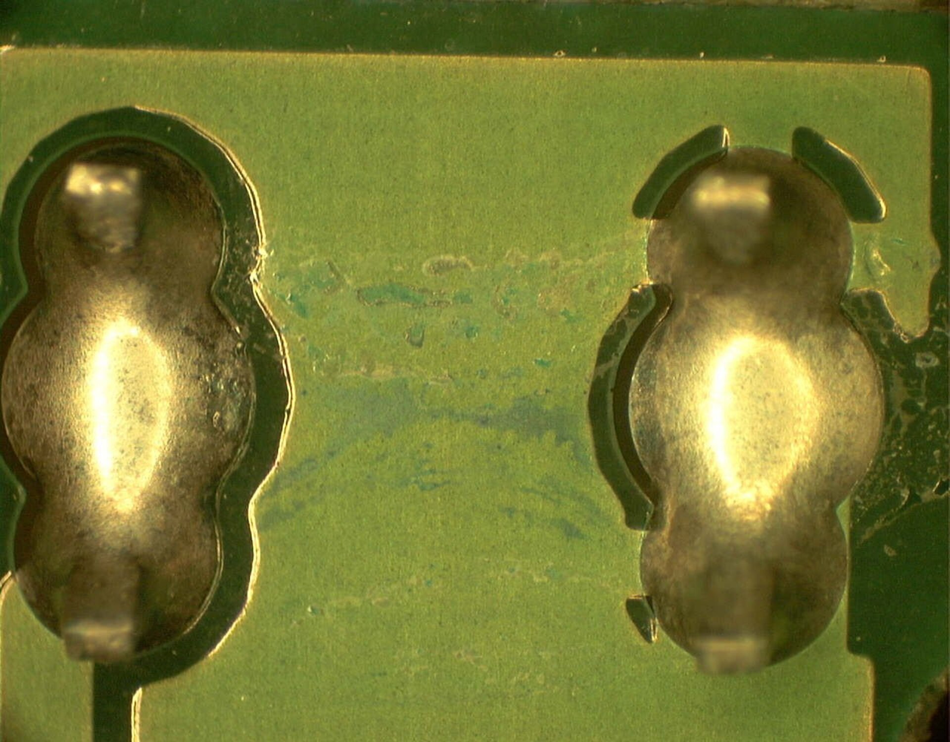 PCB Lötrückstände