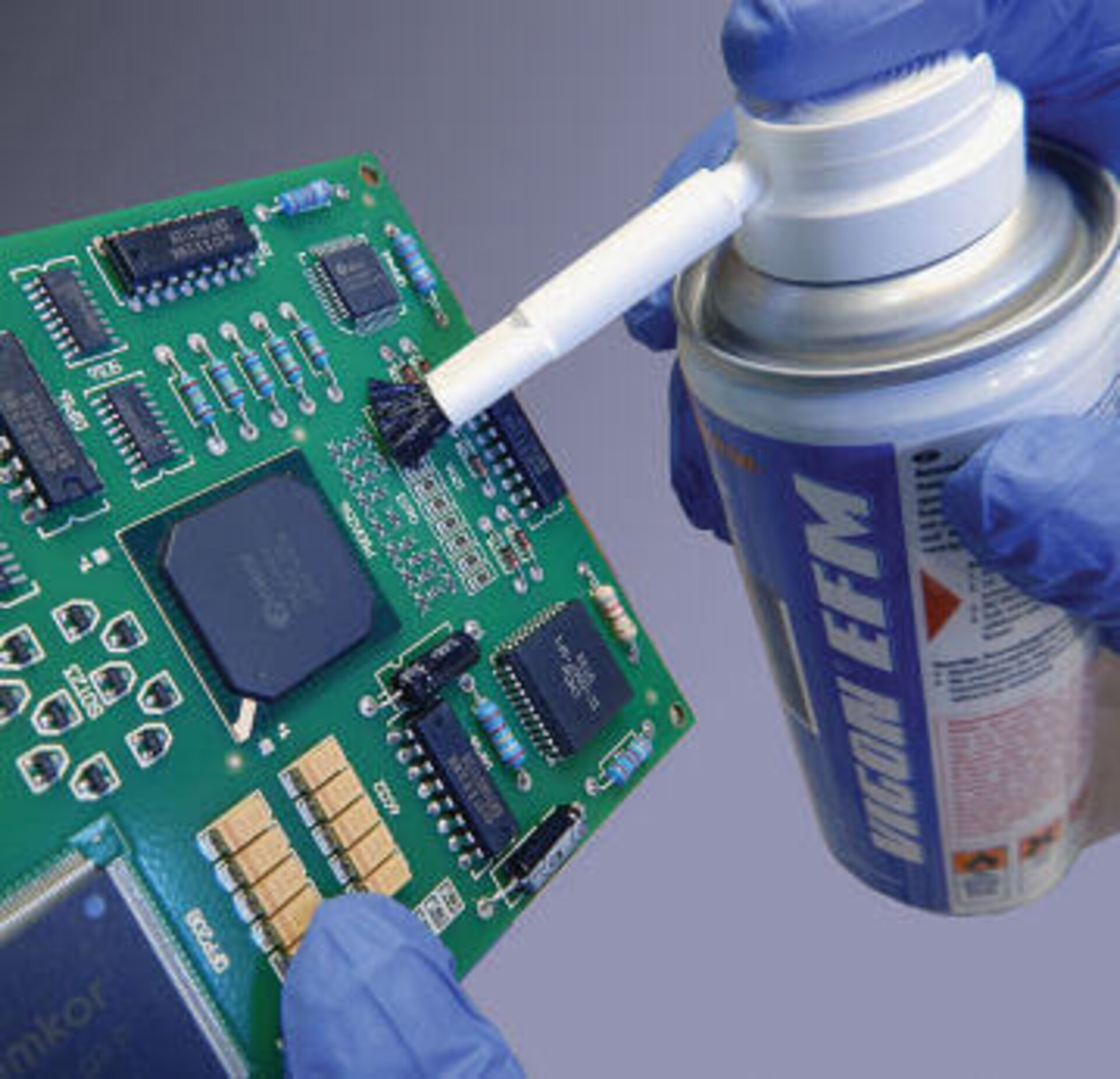 VIGON EFMによるマニュアル基板洗浄