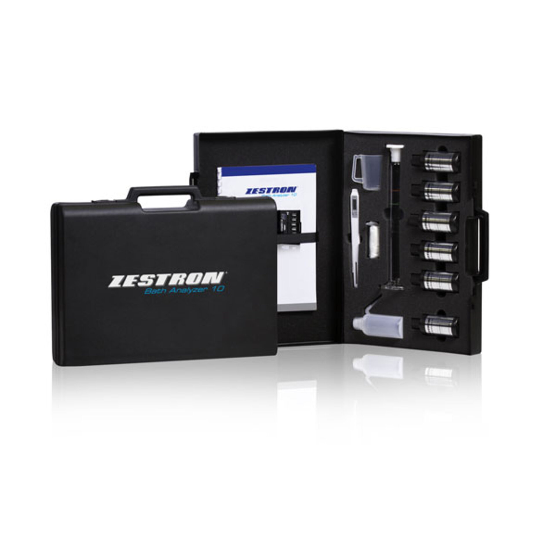 Der Bath Analyzer 10 ist im Bild zu sehen und wird für die Konzentrationsmessung alkalischer Reinigungsmedien verwendet. | © @Zestron